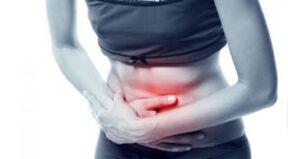 Abdominal pain with damage to tape worms